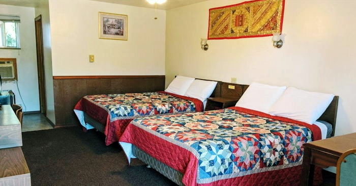 In Town Inn Motel (Northern Trails Motel) - Web Listing